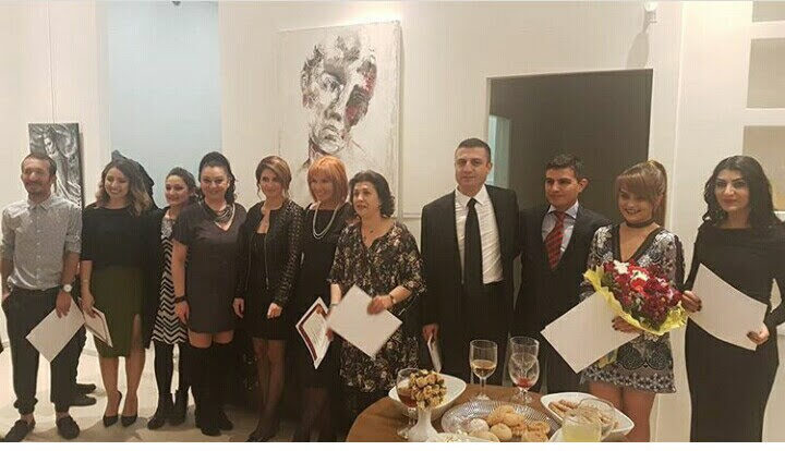 Sergi açılışı veya sergi salonundan fotoğraf (023)